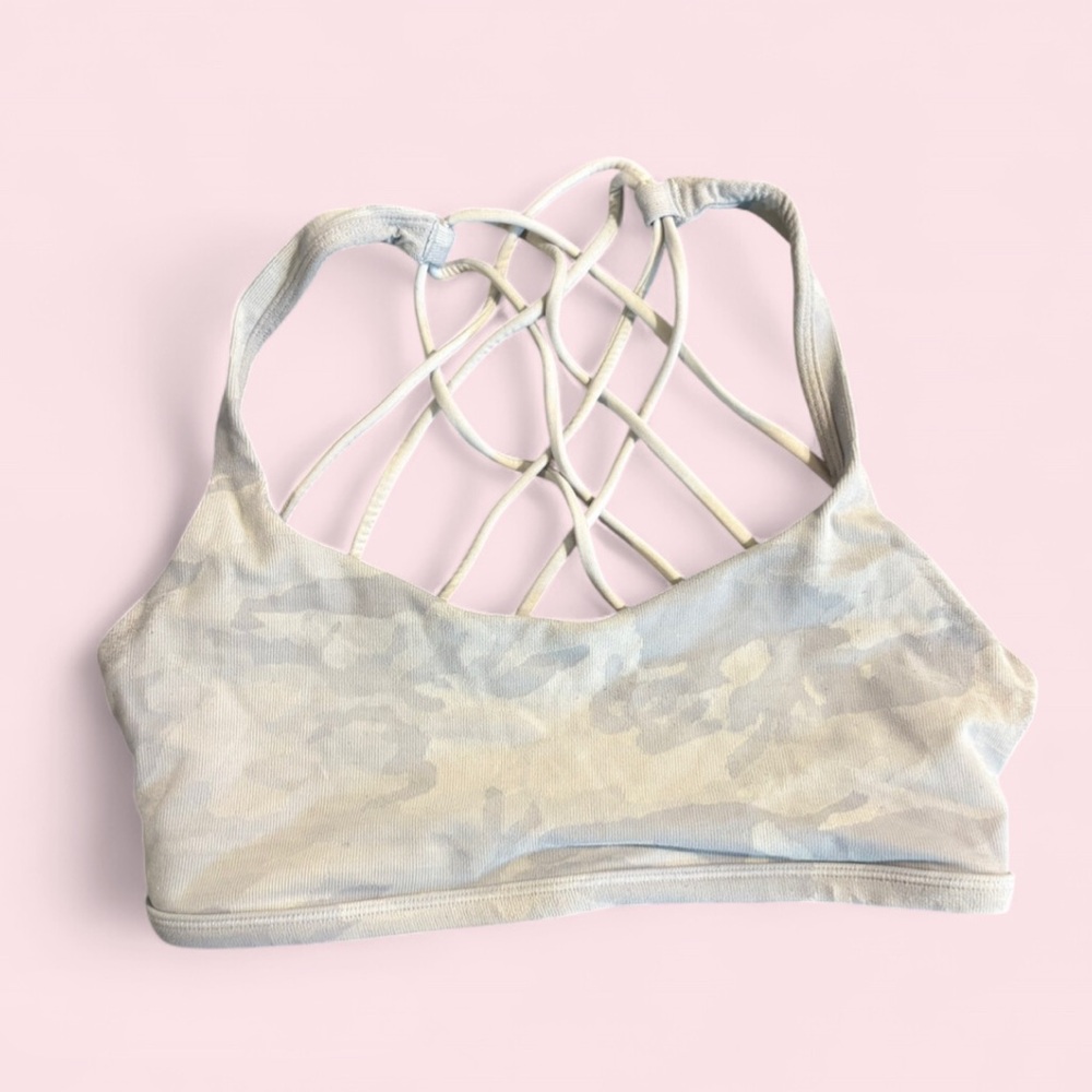 Lululemon Grey Camo Strappy Back Sports Bra Size 6